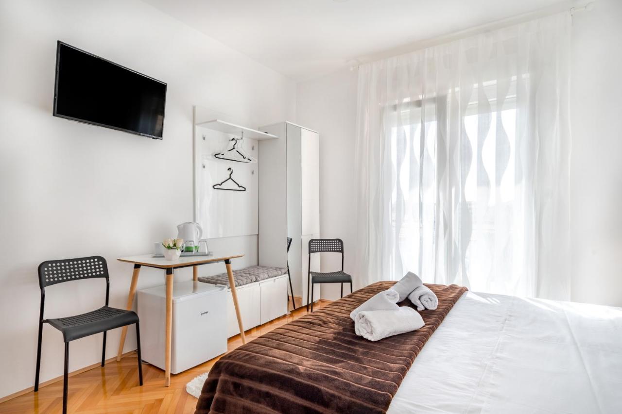 Rooms&Apartments Zelux 斯普利特 外观 照片