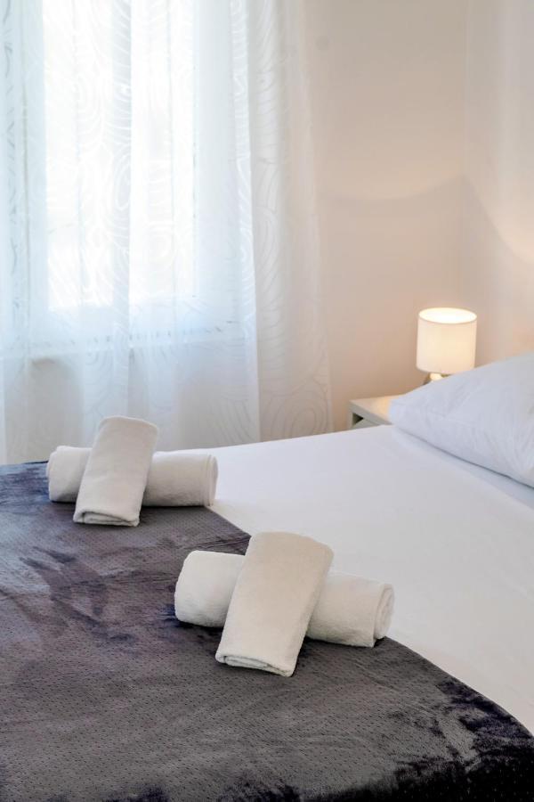 Rooms&Apartments Zelux 斯普利特 外观 照片