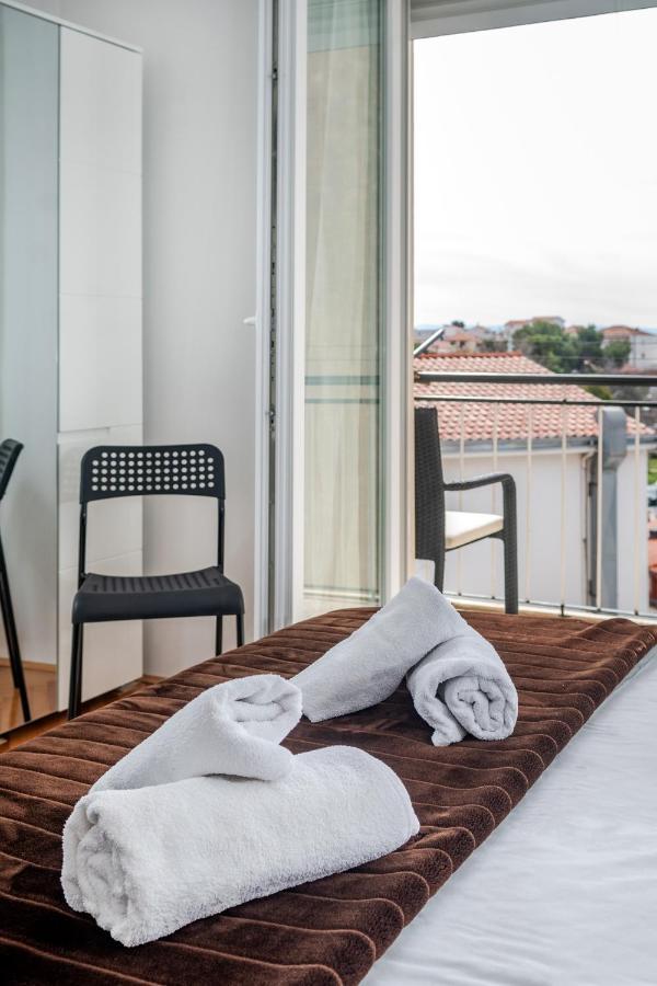 Rooms&Apartments Zelux 斯普利特 外观 照片
