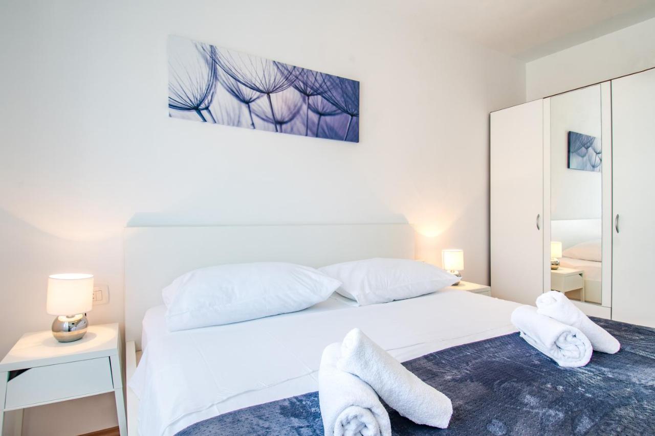 Rooms&Apartments Zelux 斯普利特 外观 照片