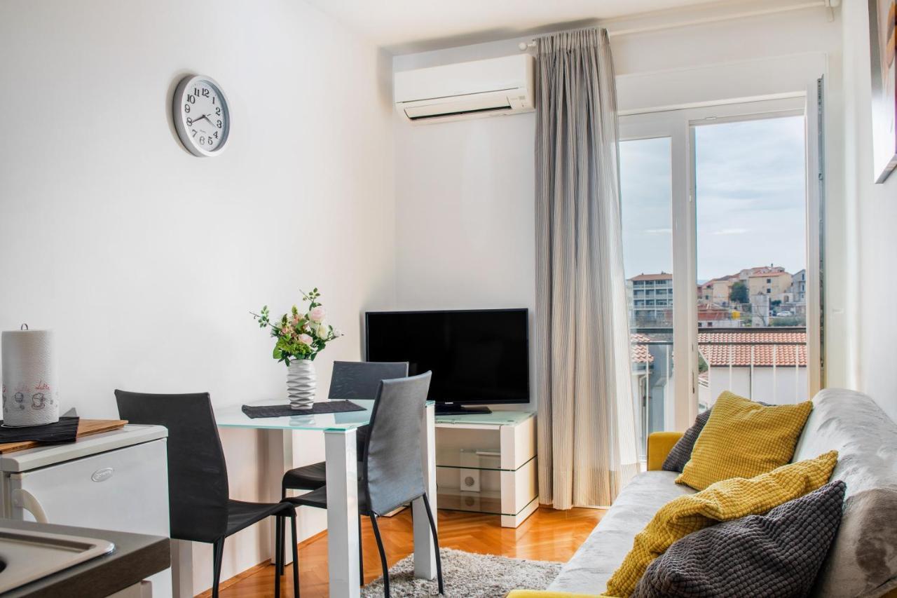 Rooms&Apartments Zelux 斯普利特 外观 照片