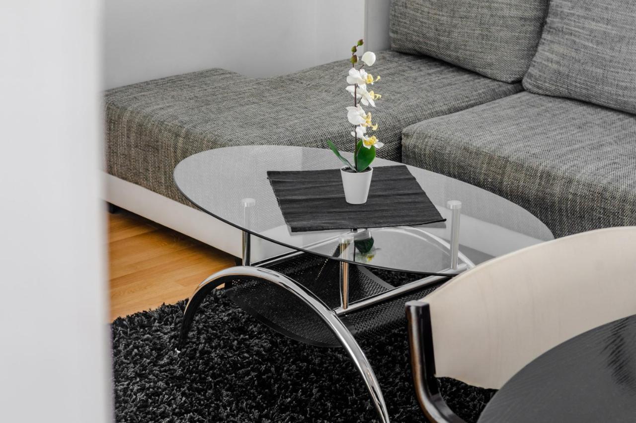 Rooms&Apartments Zelux 斯普利特 外观 照片