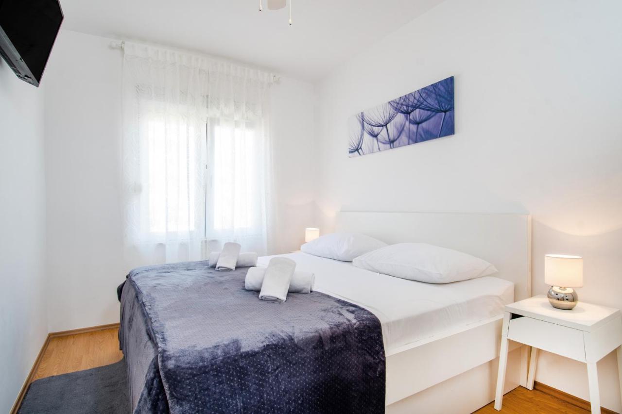 Rooms&Apartments Zelux 斯普利特 外观 照片
