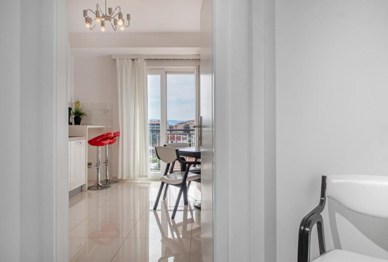 Rooms&Apartments Zelux 斯普利特 外观 照片