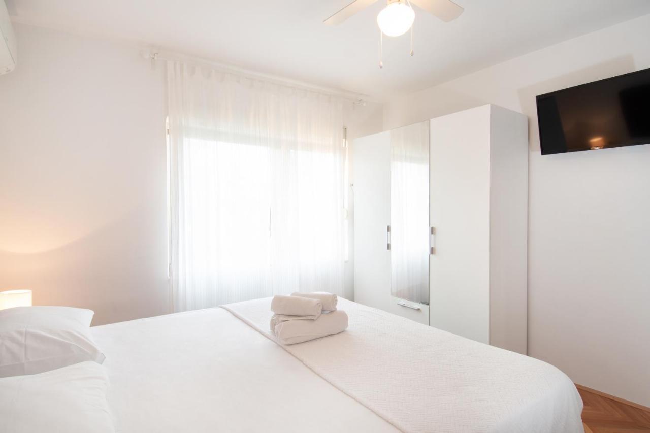 Rooms&Apartments Zelux 斯普利特 外观 照片
